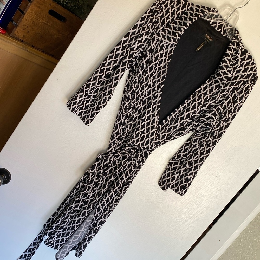 Black and white geometric dress